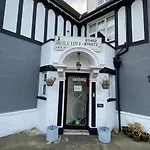 Buile Hill Holiday Flats