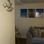 Superb Cintra Beachside Apartments