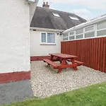 Maesdu Cottage