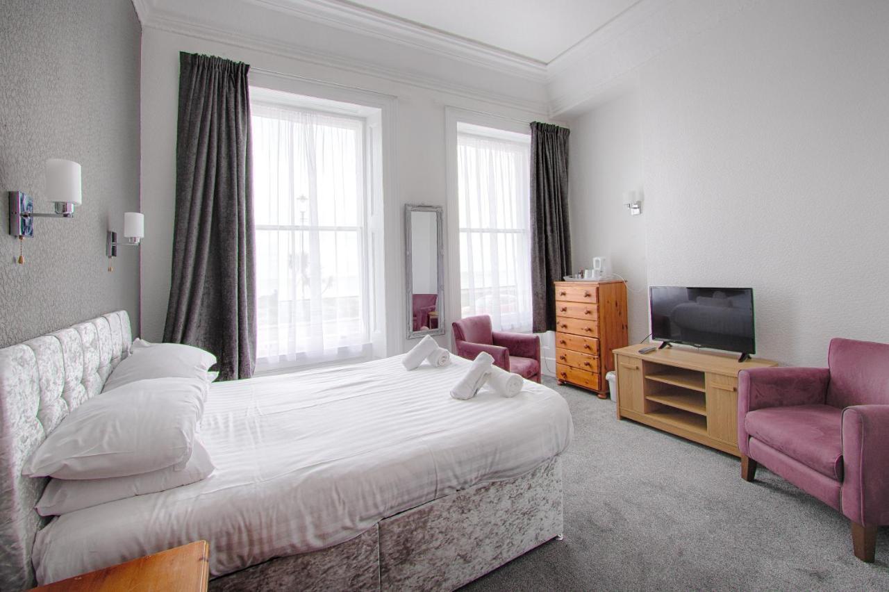 Hotel Whitehouse Hotel 3*