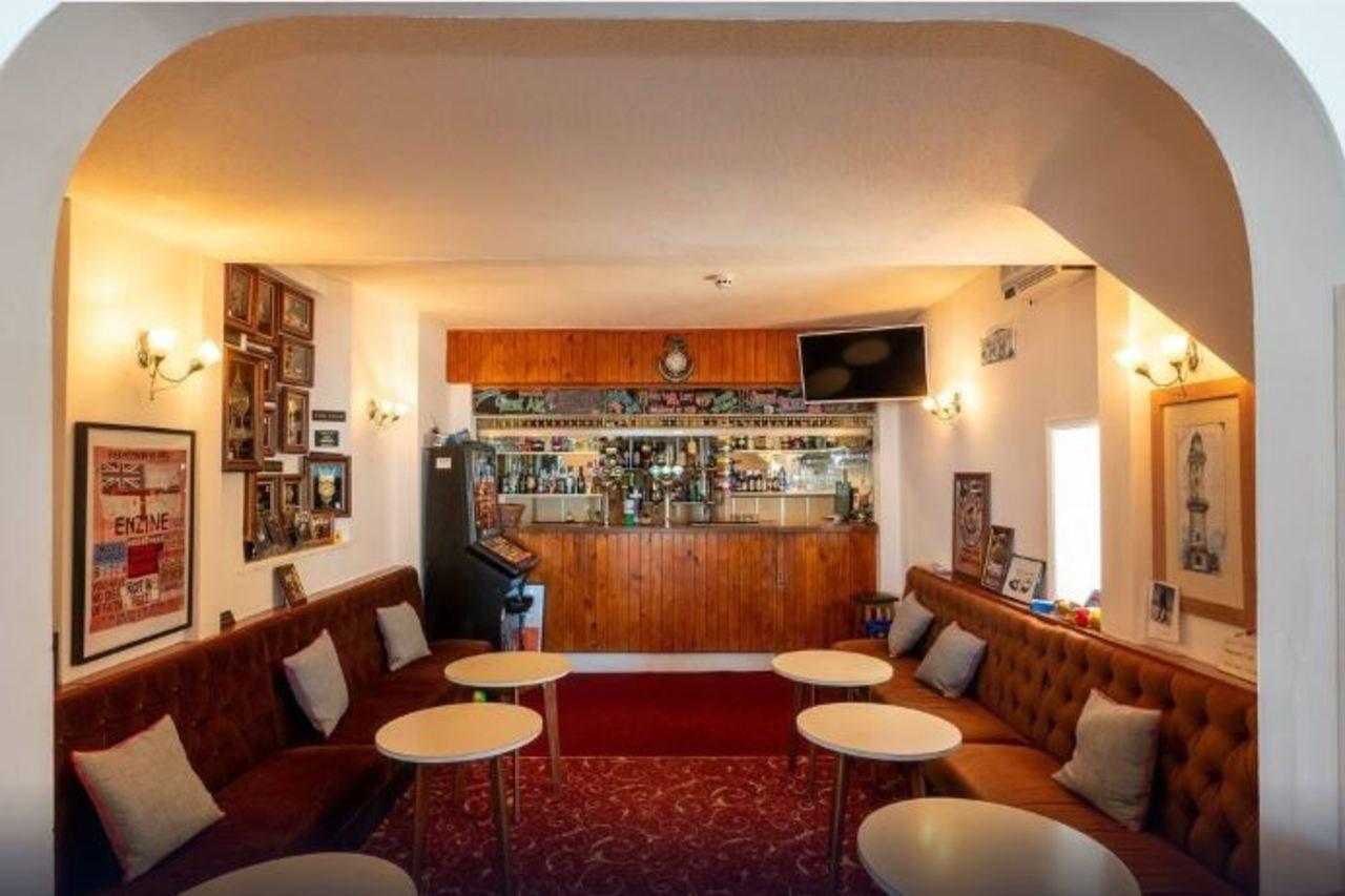 Whitehouse Hotel Hotel 3*