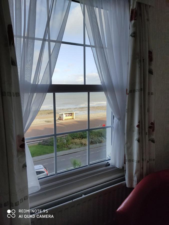 The Trevone, 3* Llandudno