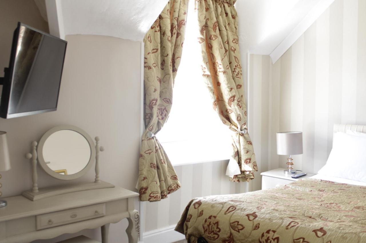 Guest house Clifton 4*