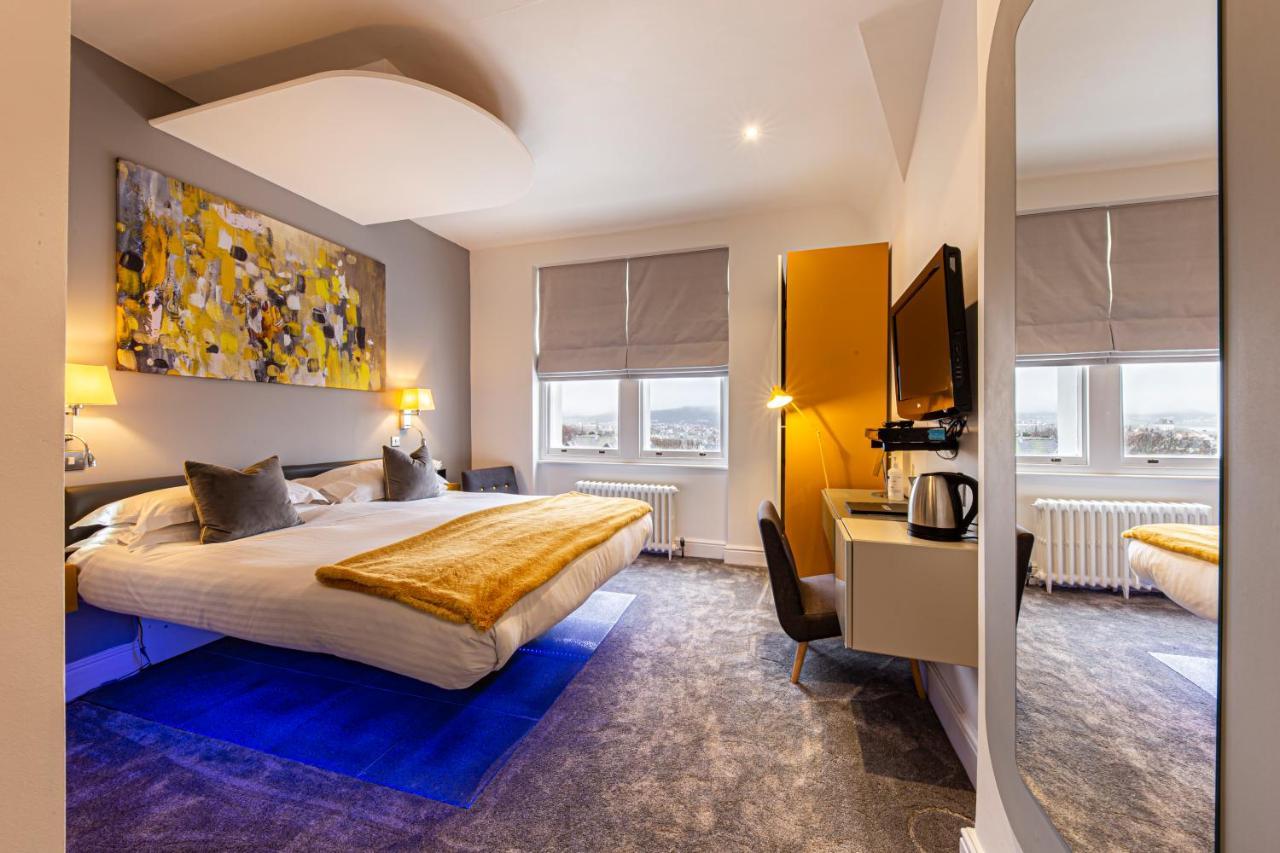 Escape Boutique 5*
