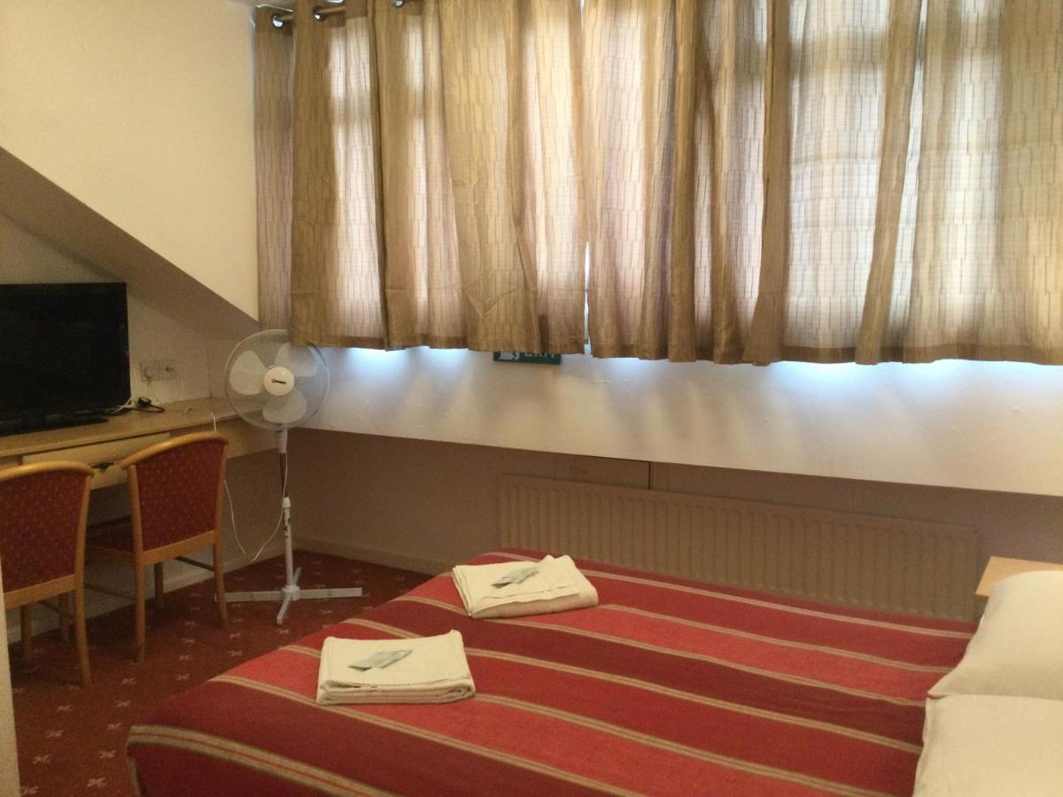 The Trevone, Bed & Breakfast 3*
