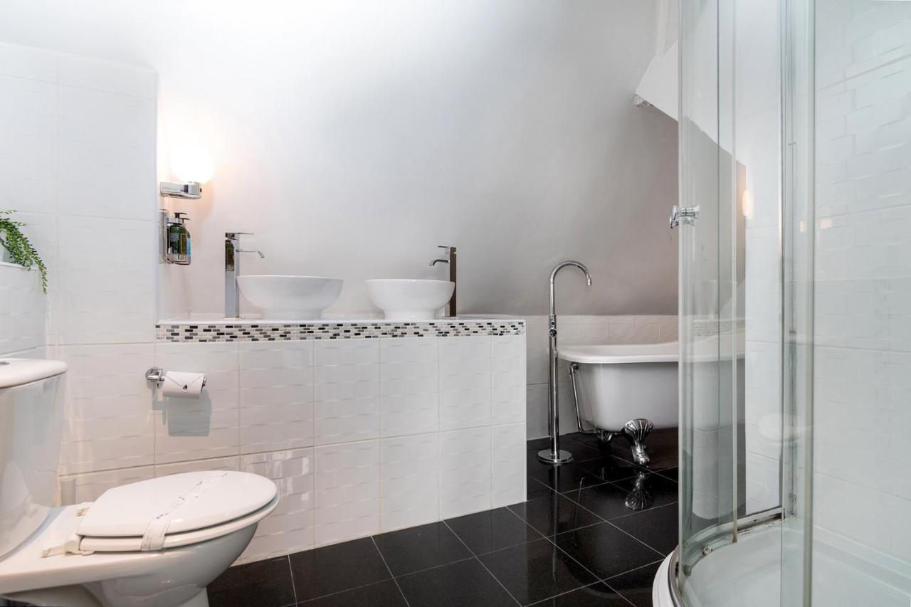 The Clontarf 4* Llandudno