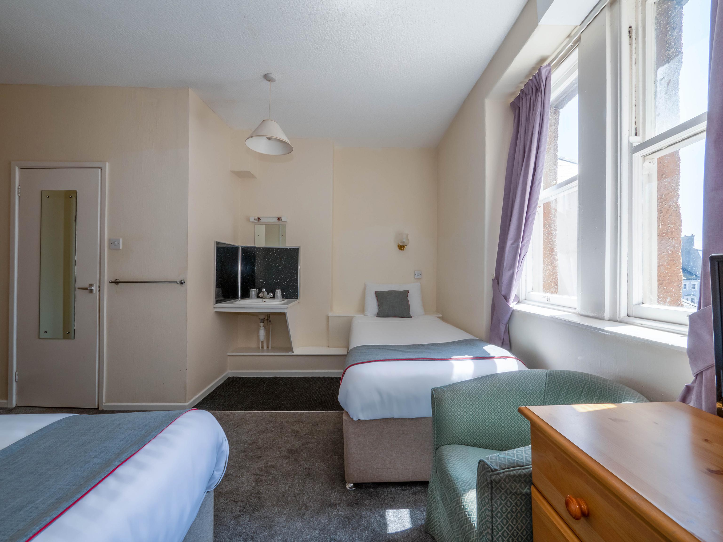 Whitehouse Hotel Hotel 3*