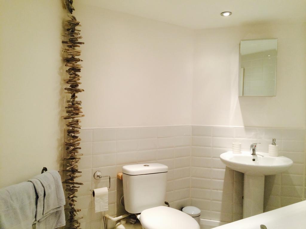 Superb Cintra Beachside Apartment