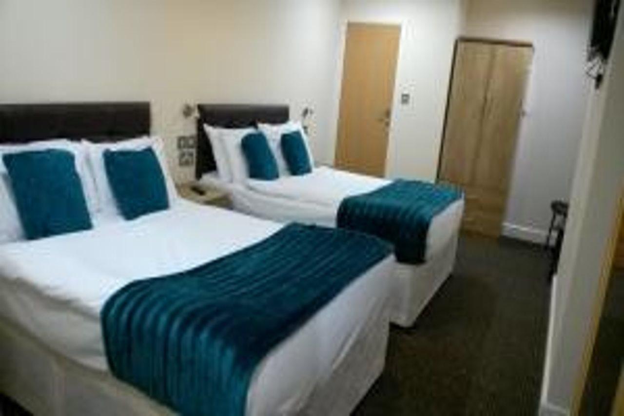 Elsinore Hotel 2*