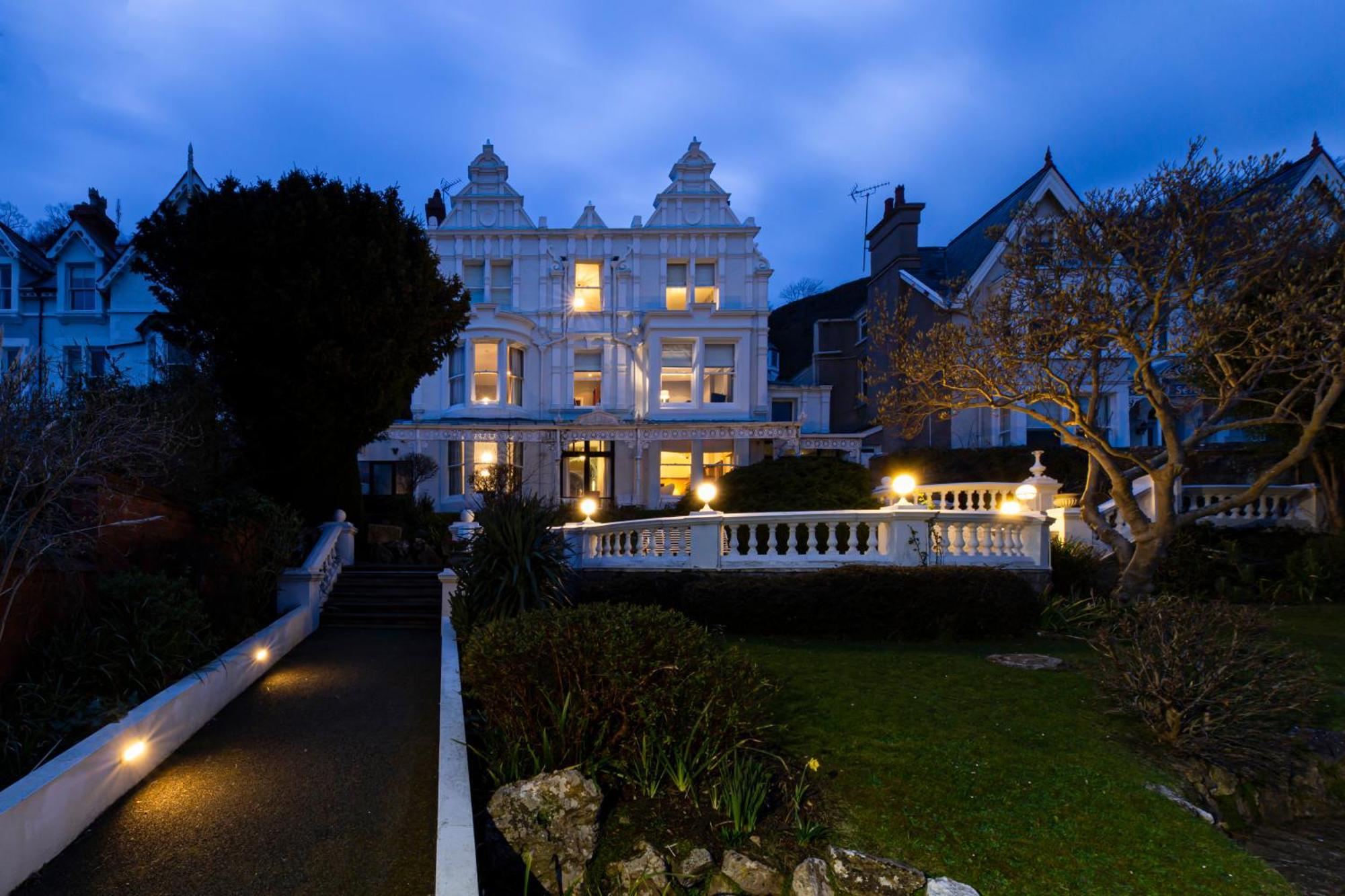 Escape Boutique 5* Llandudno