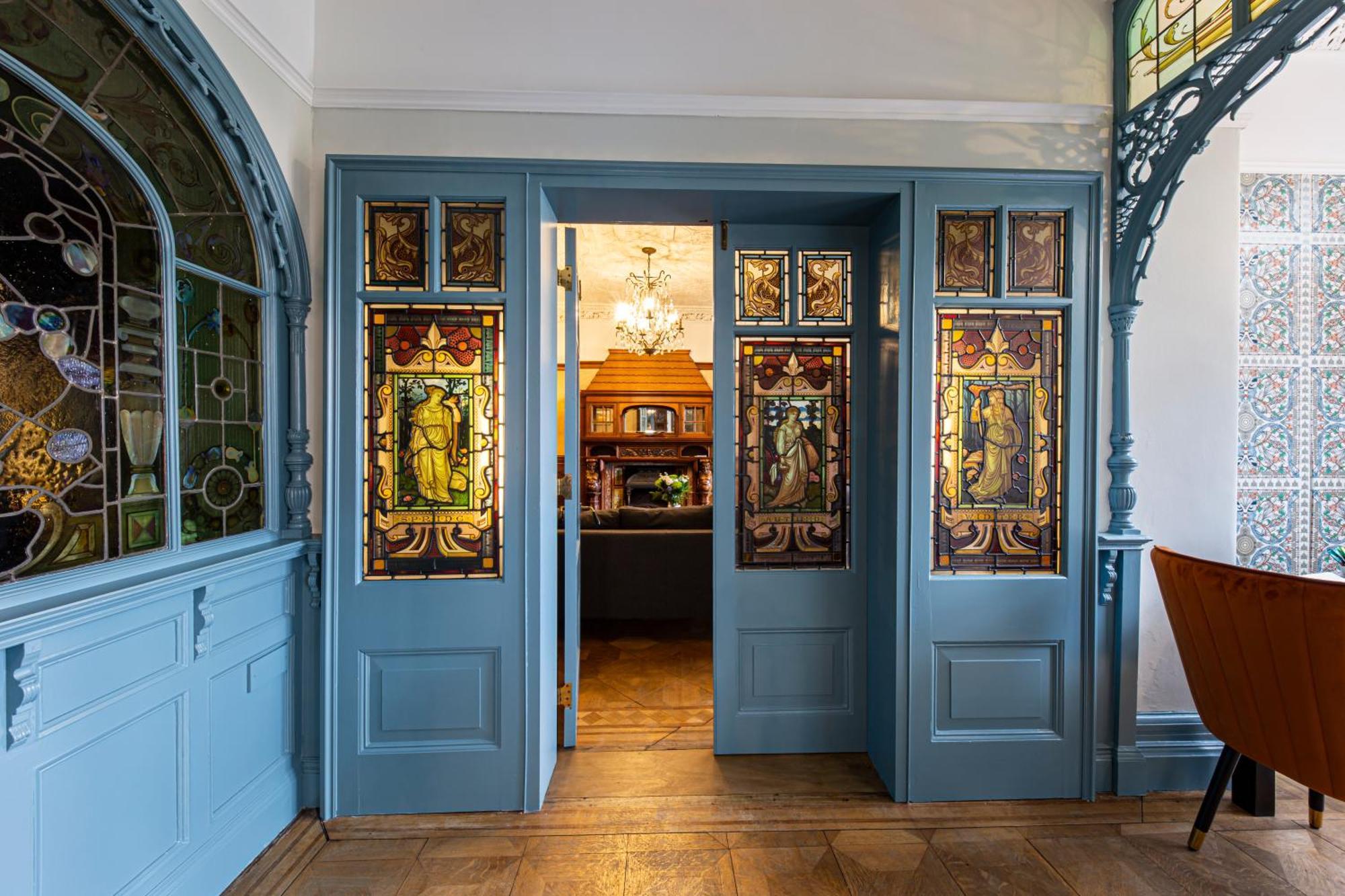 Bed & Breakfast Escape Boutique