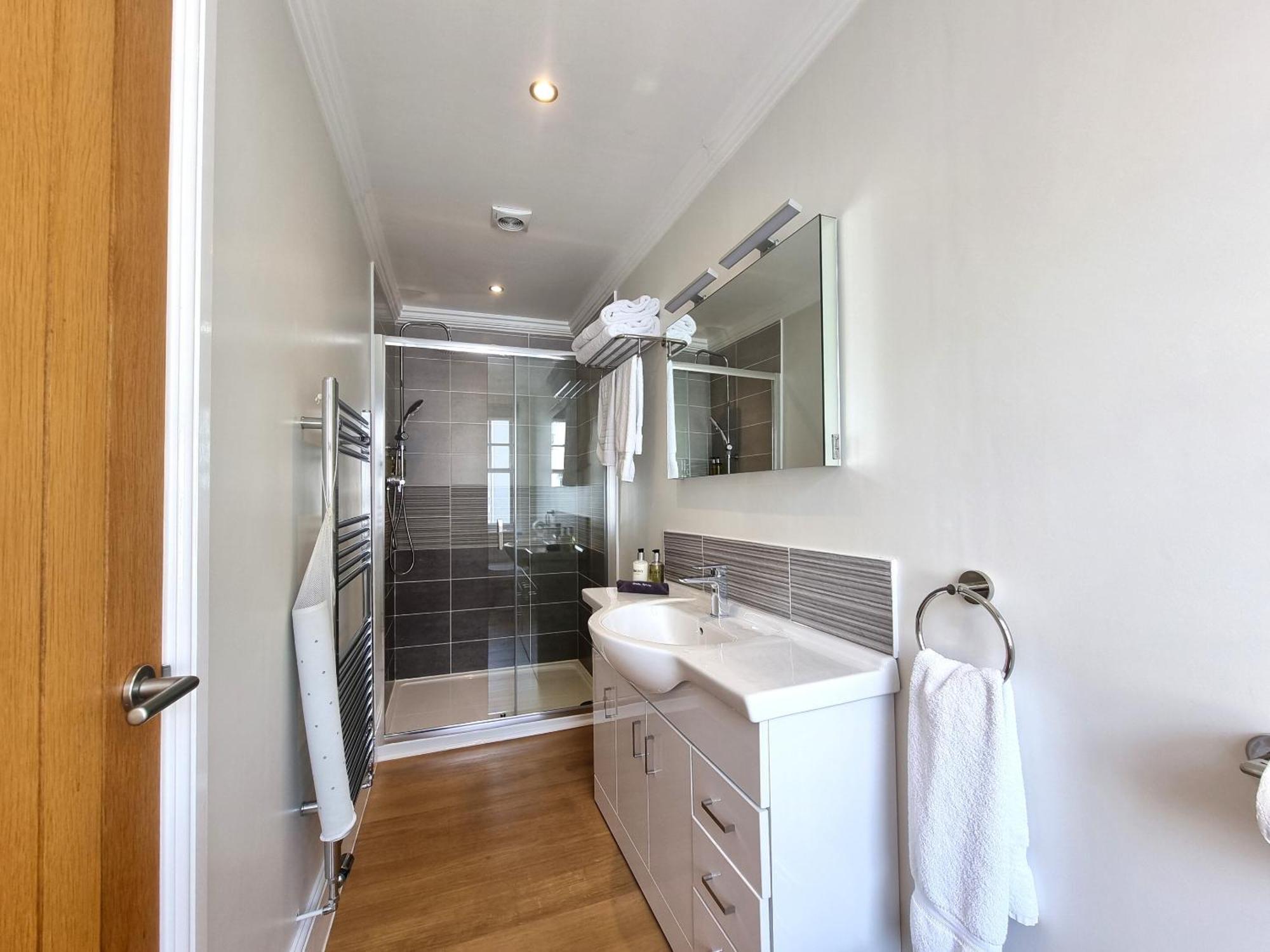 Min Y Don (adults Only) Guest house