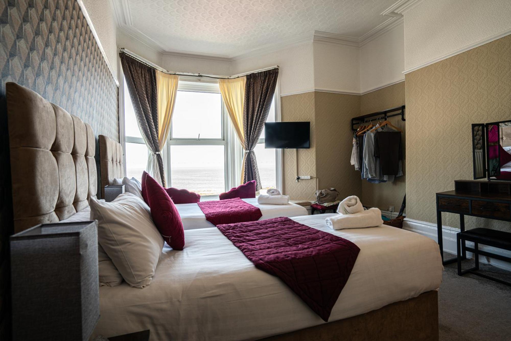 Hotel The