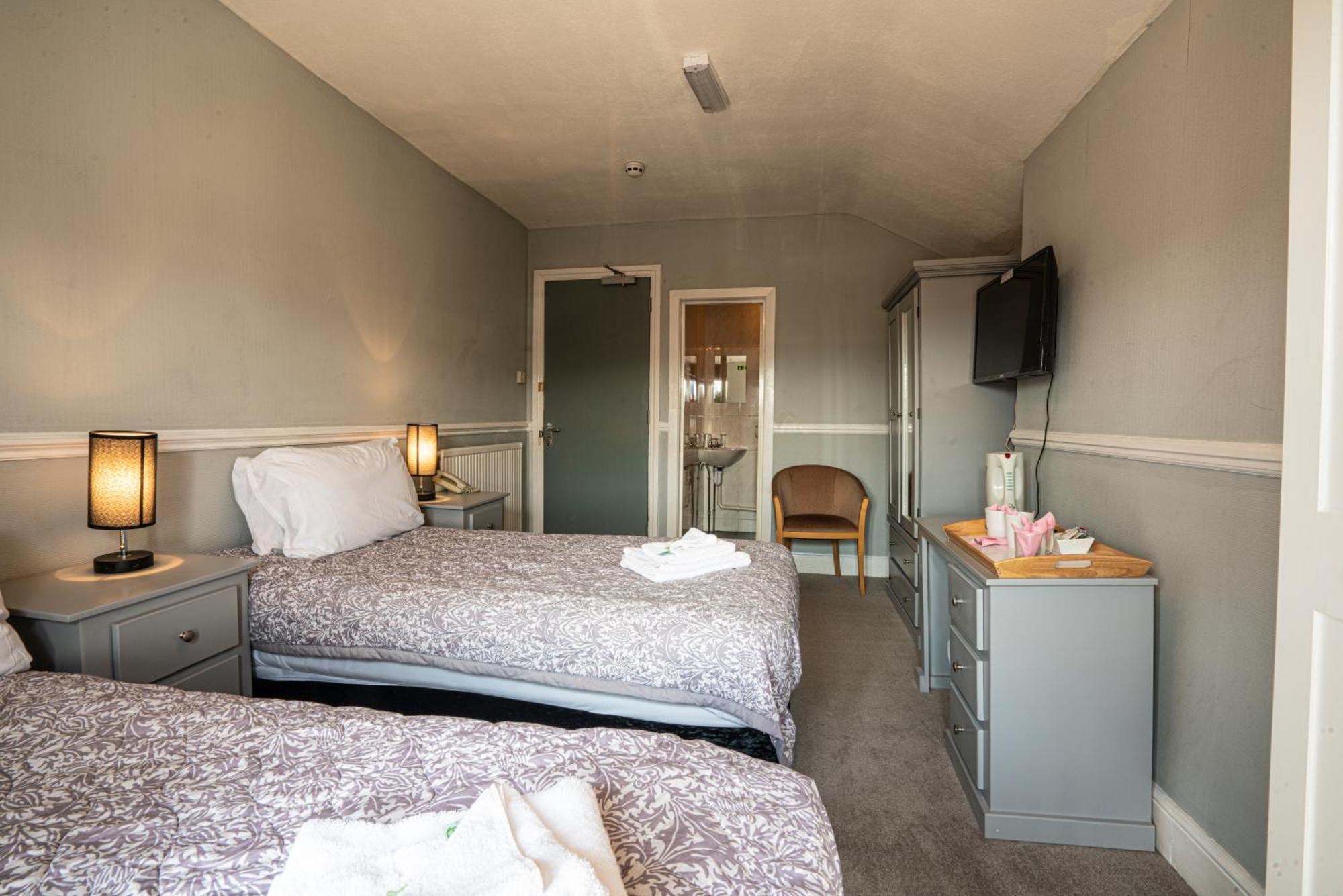 Hotel The