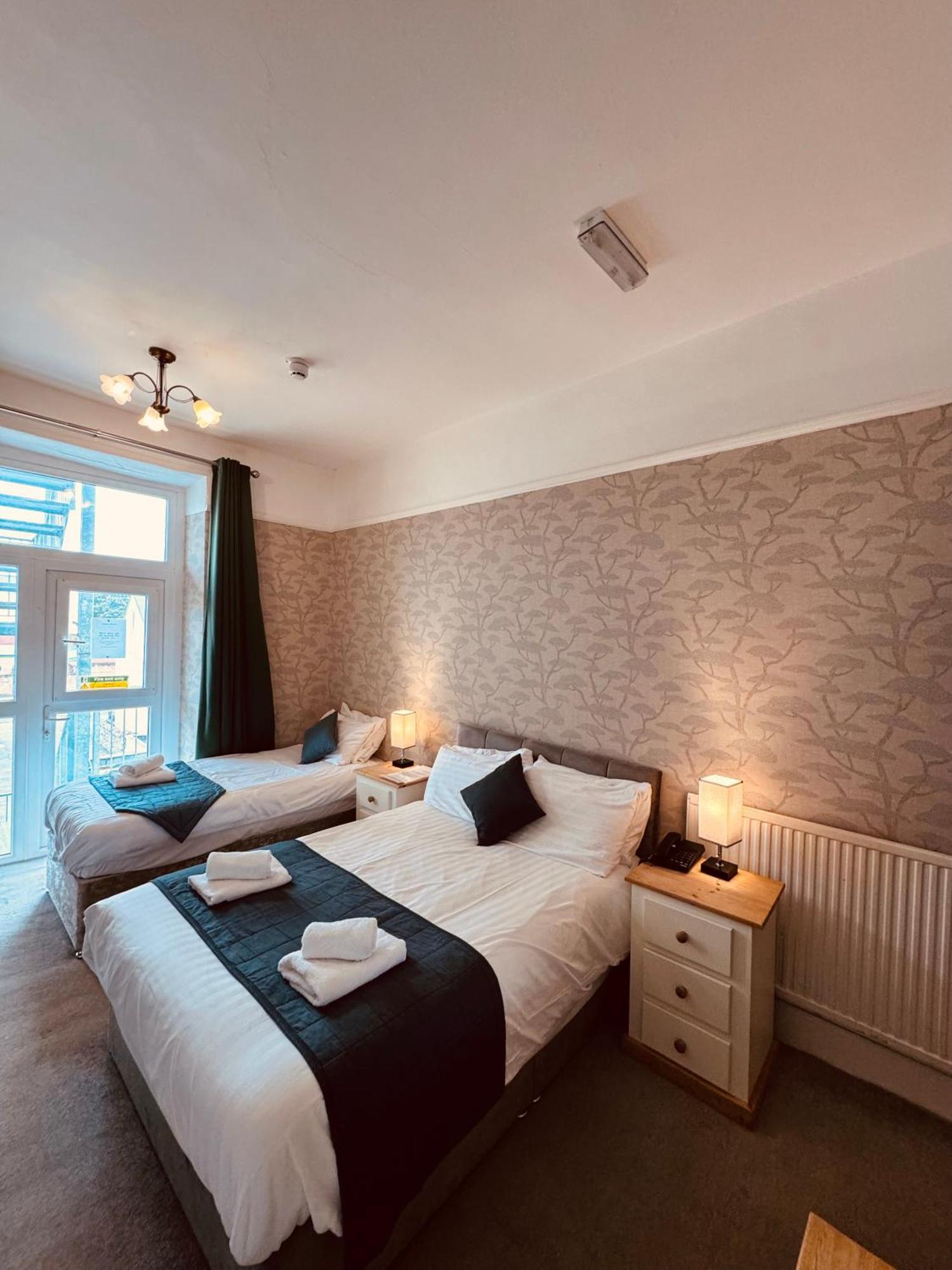 The Hotel 3*