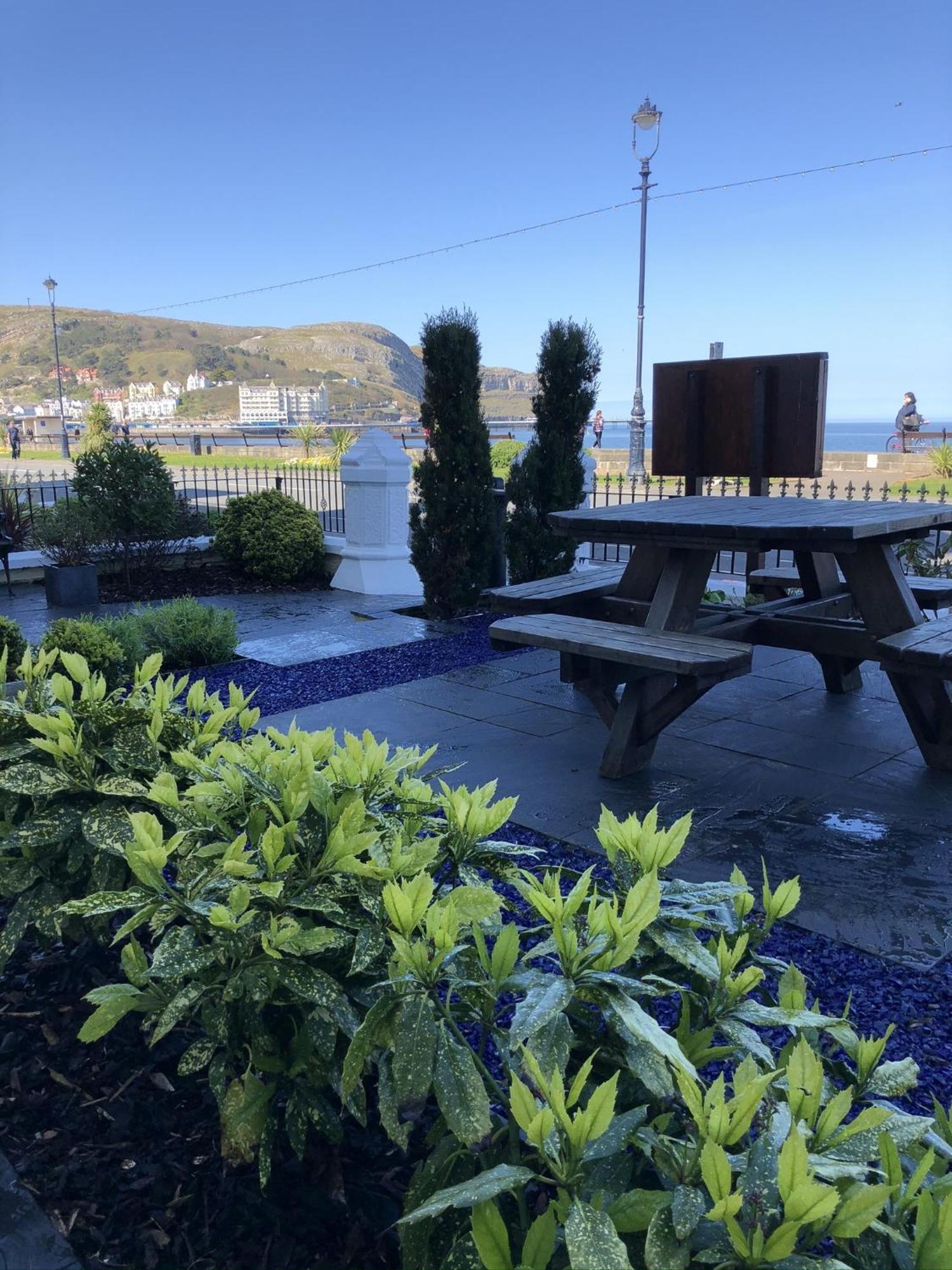 Swn Y Mor Llandudno