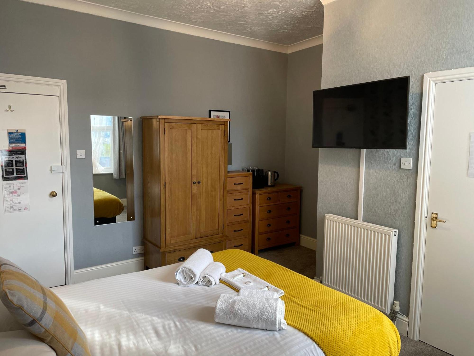 Hotel The Wildings & Tudno's Restaurant Llandudno