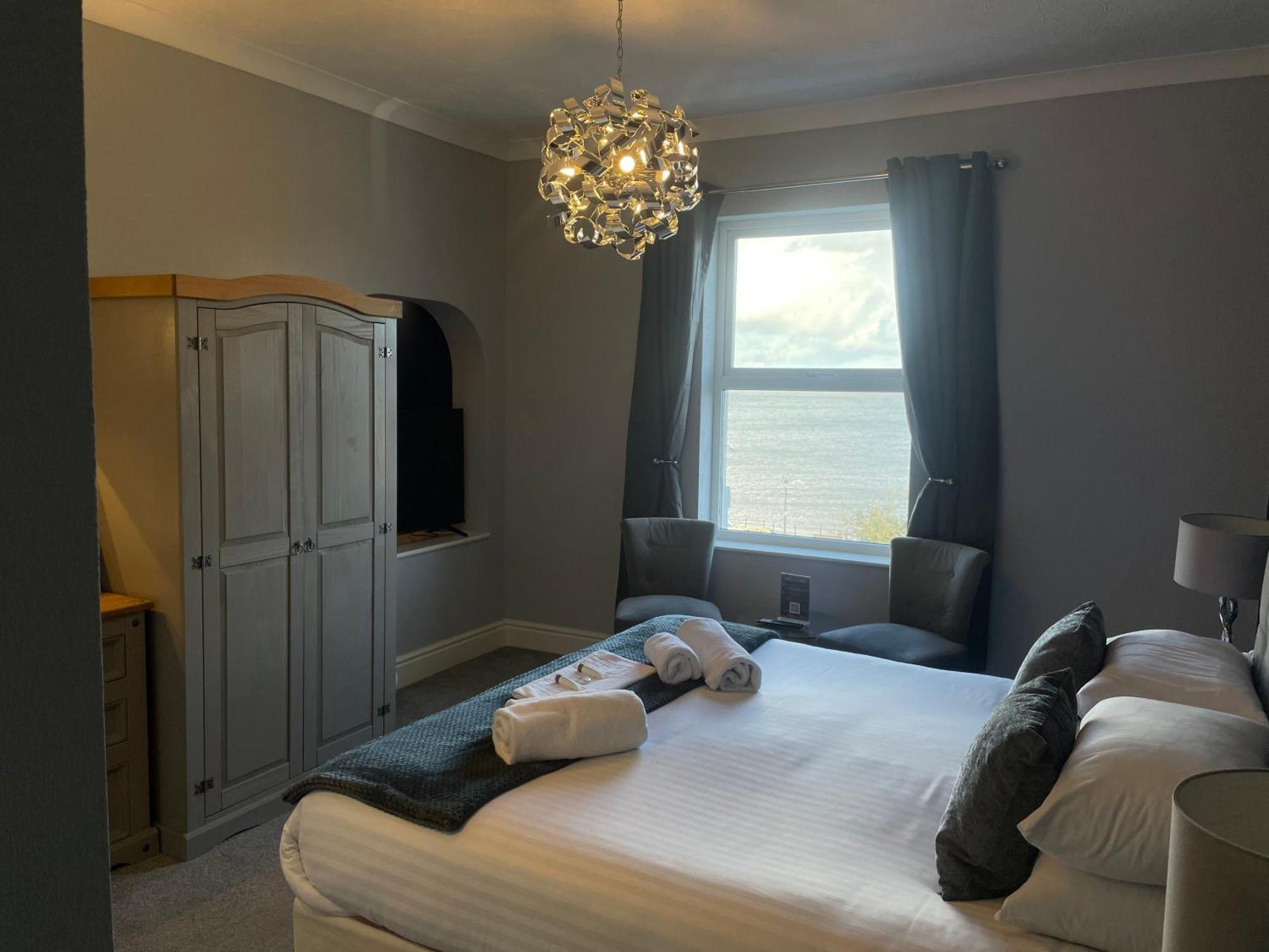The Wildings & Tudno's Restaurant Hotel Llandudno