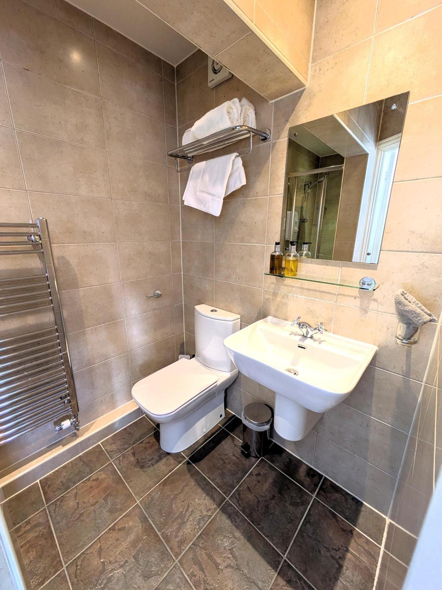 Brigstock House Guest house 4*