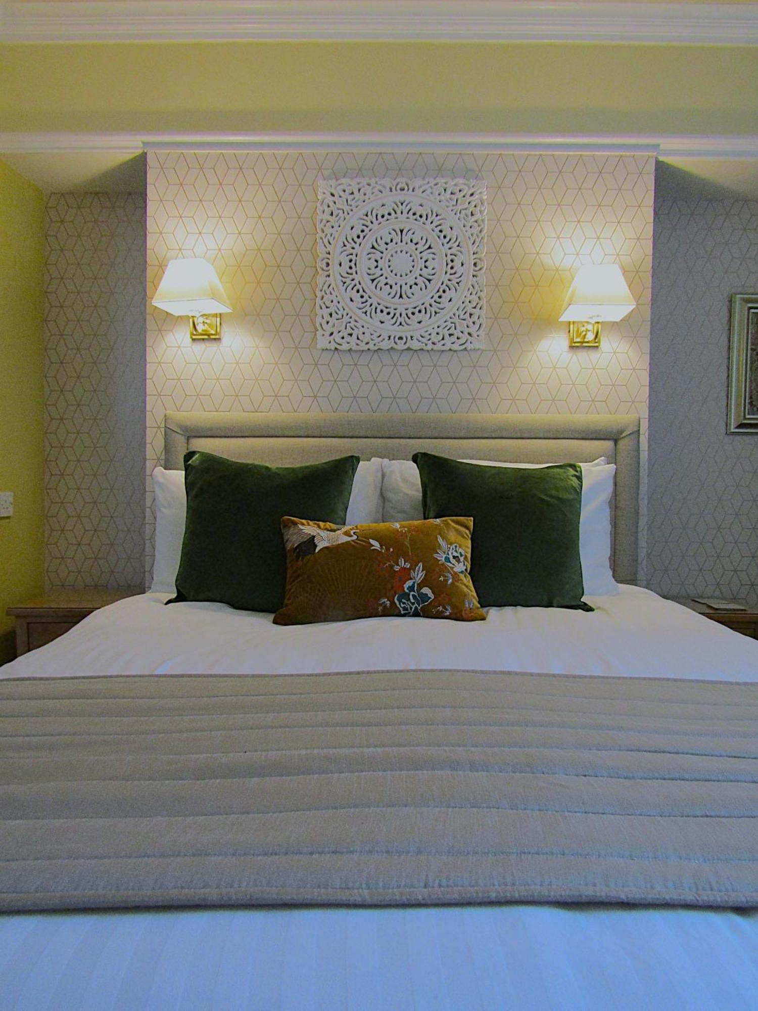 Brigstock House 4*