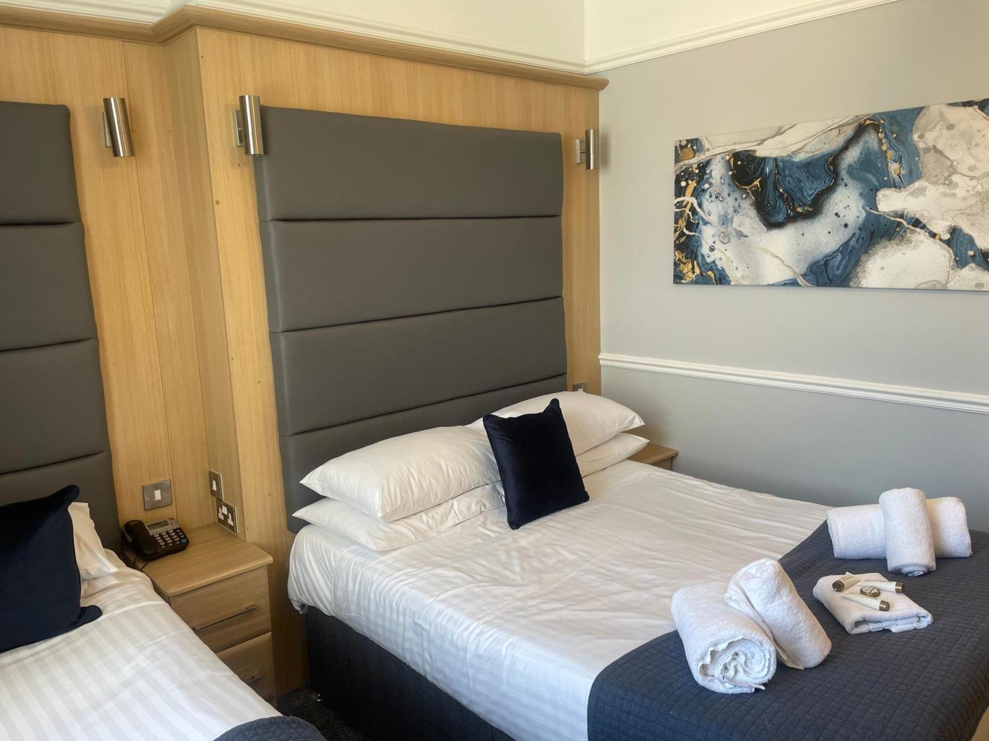 The Wildings & Tudno's Restaurant 4* Llandudno