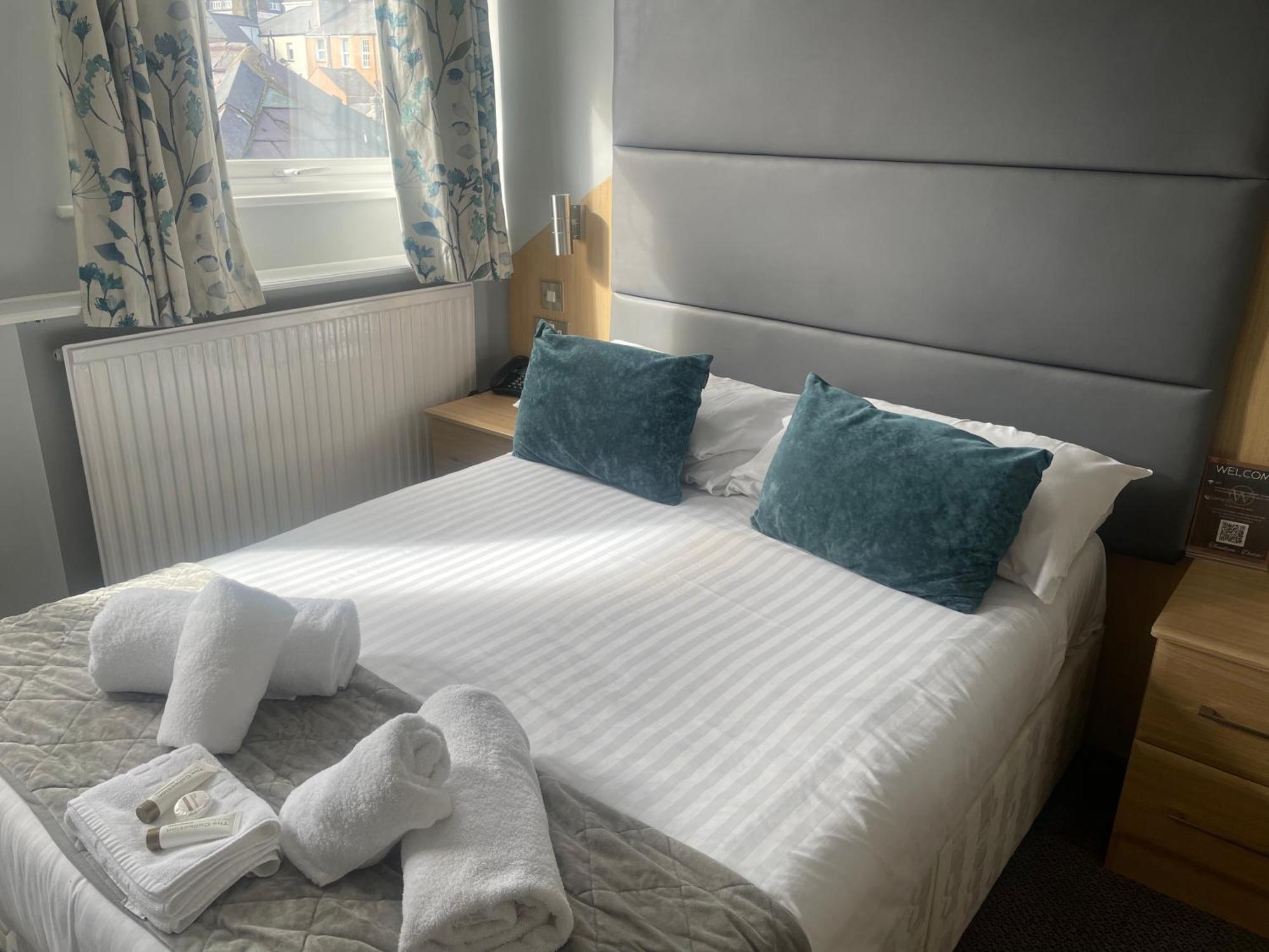 Hotel The Wildings & Tudno's Restaurant Llandudno