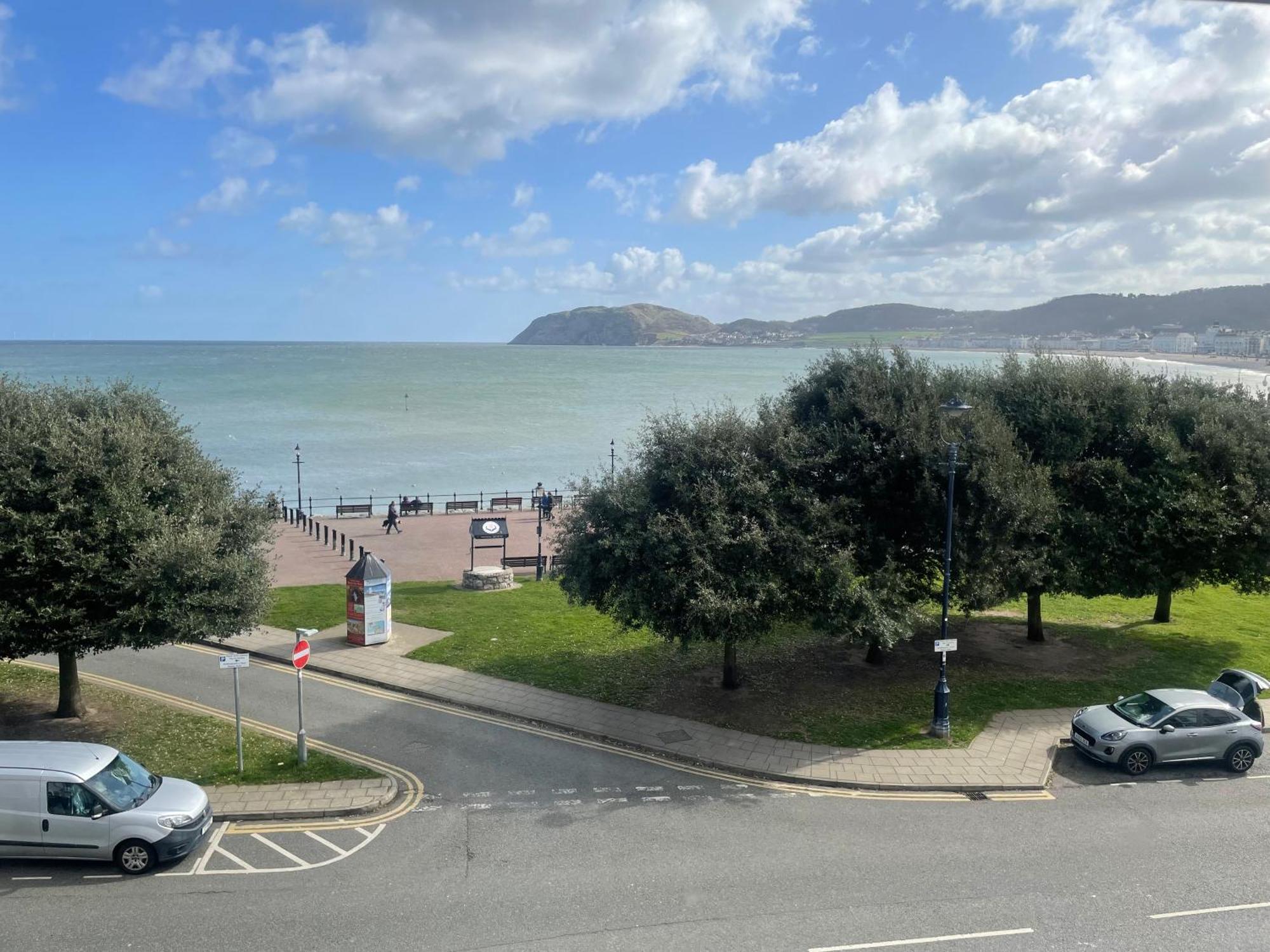 The Wildings & Tudno's Restaurant Llandudno