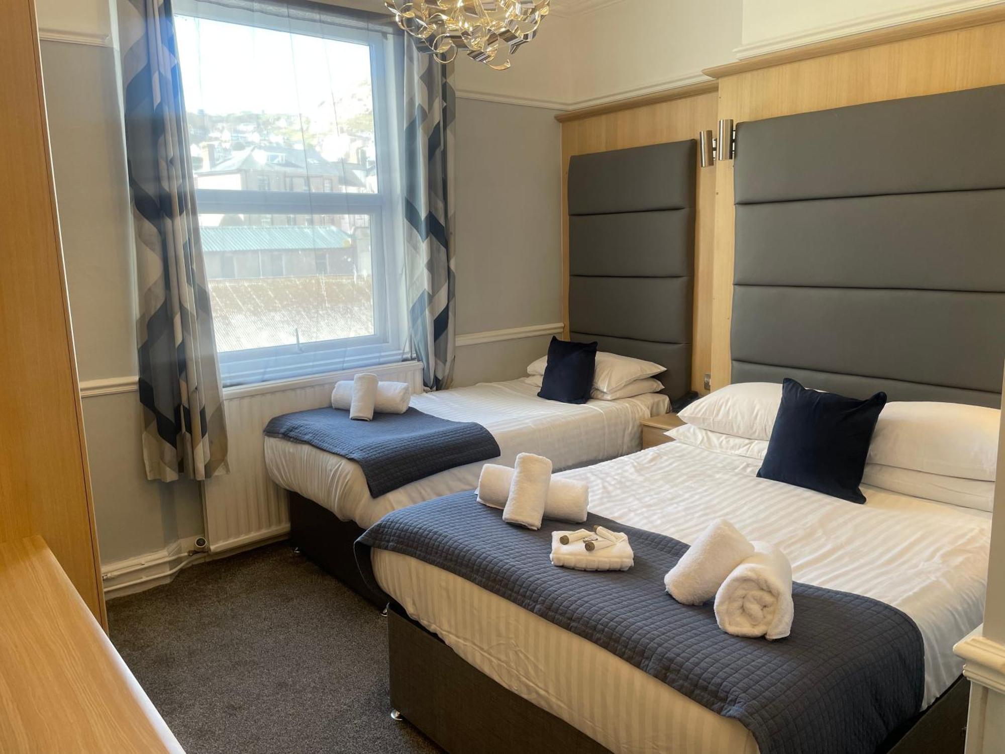 The Wildings & Tudno's Restaurant Hotel Llandudno