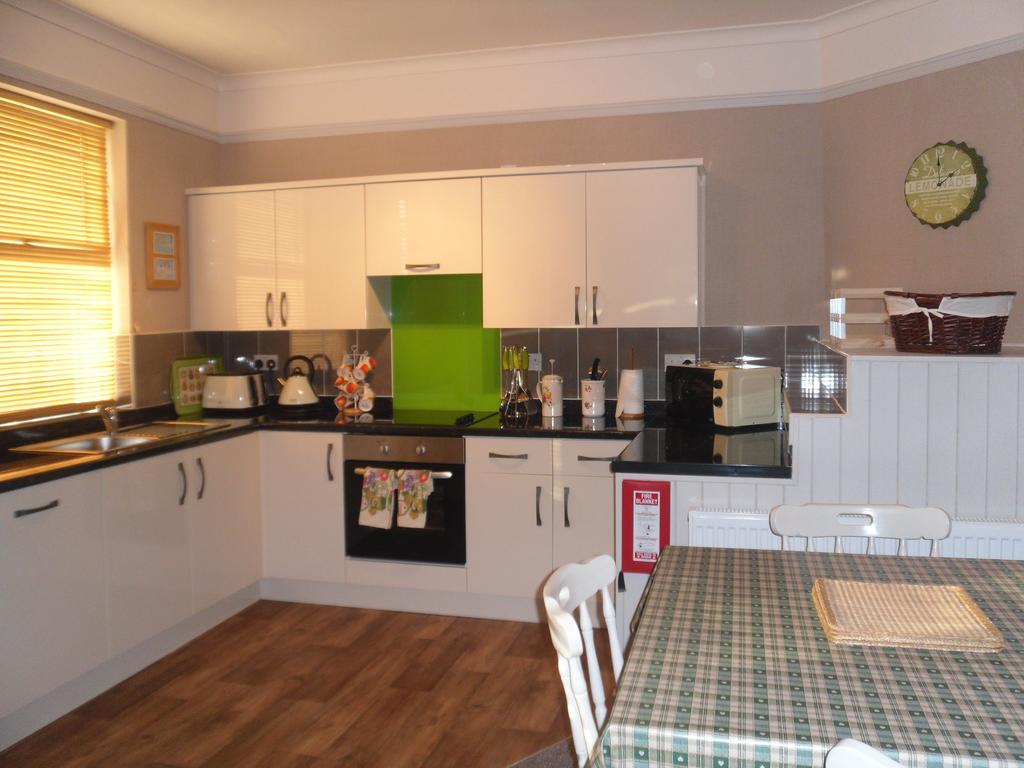 Apartment Claremont House Holiday *