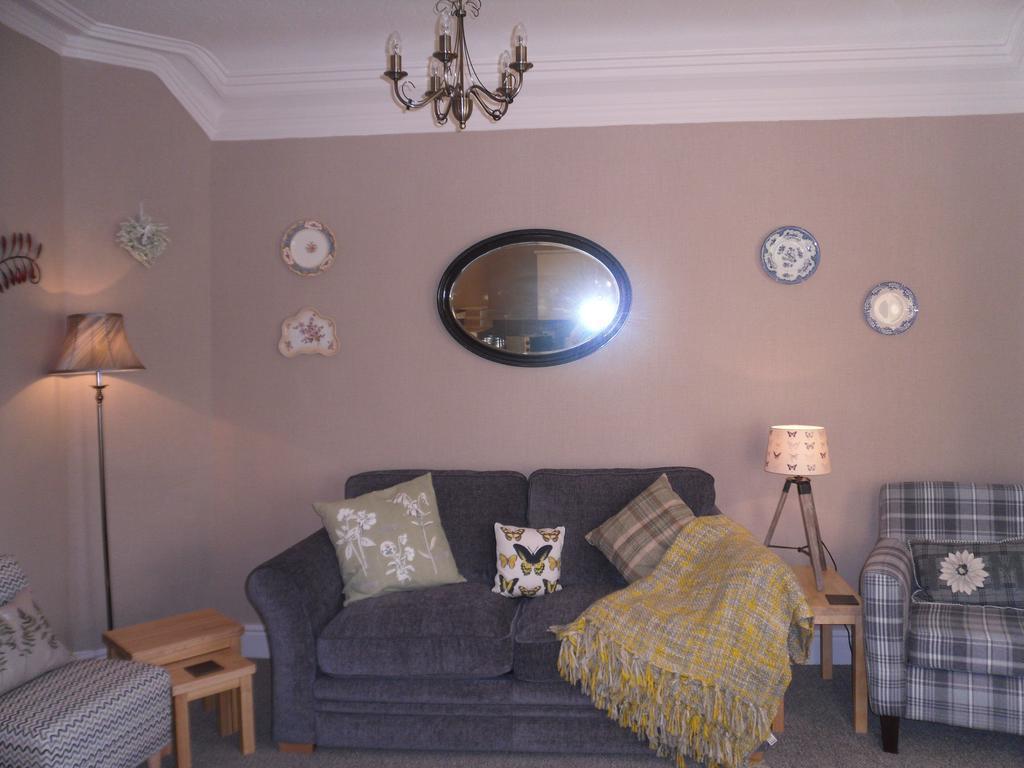 Apartment Claremont House Holiday *