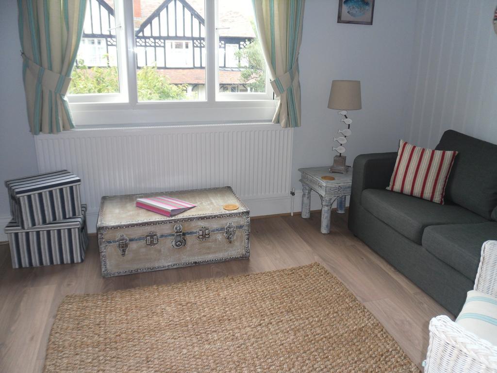 Apartment Claremont House Holiday *