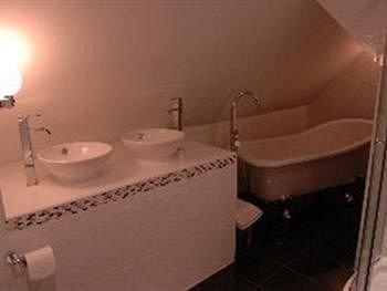 The Clontarf 4*