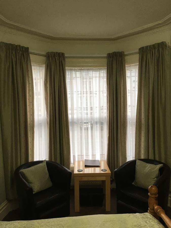 Guest house Granby House 3*