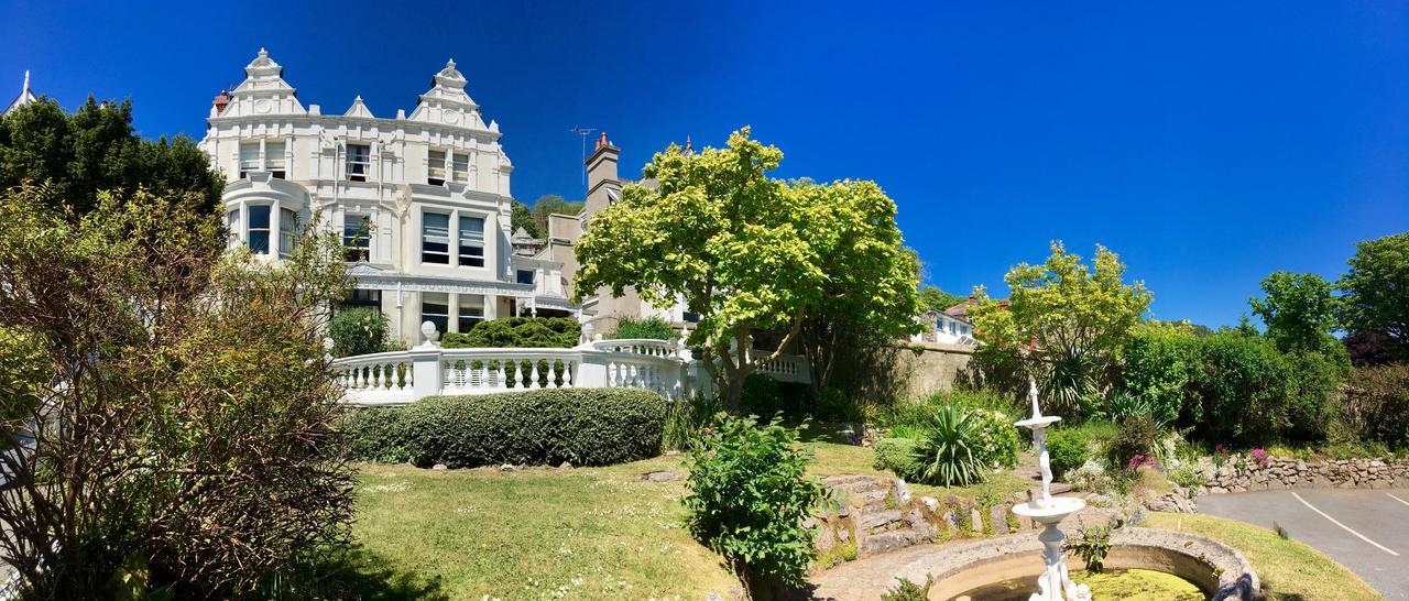 Bed & Breakfast Escape Boutique