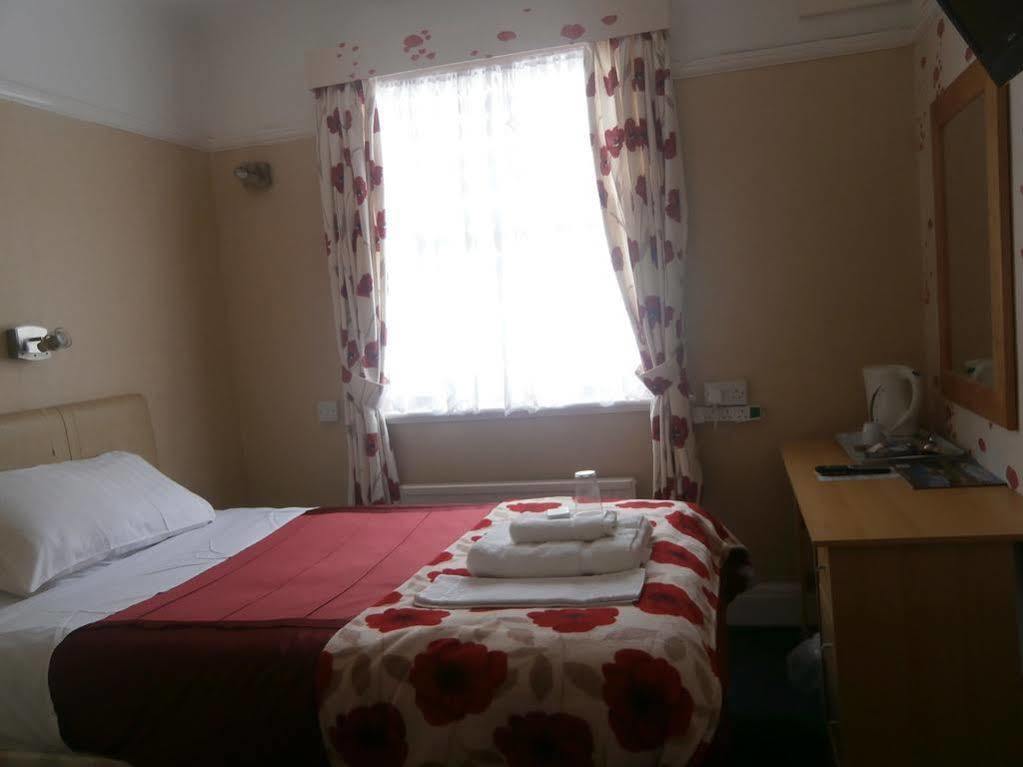 Min Y Don (adults Only) 2* Llandudno