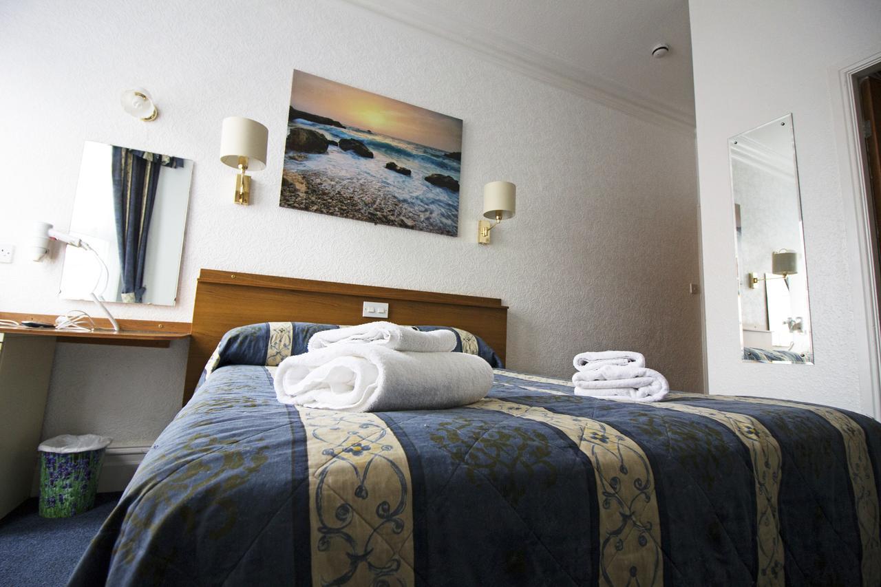 Hotel Evans 2*