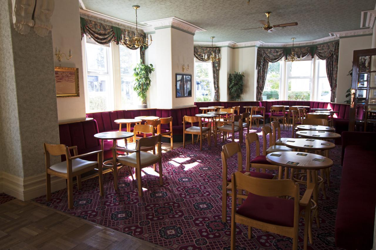 Evans Hotel 2*