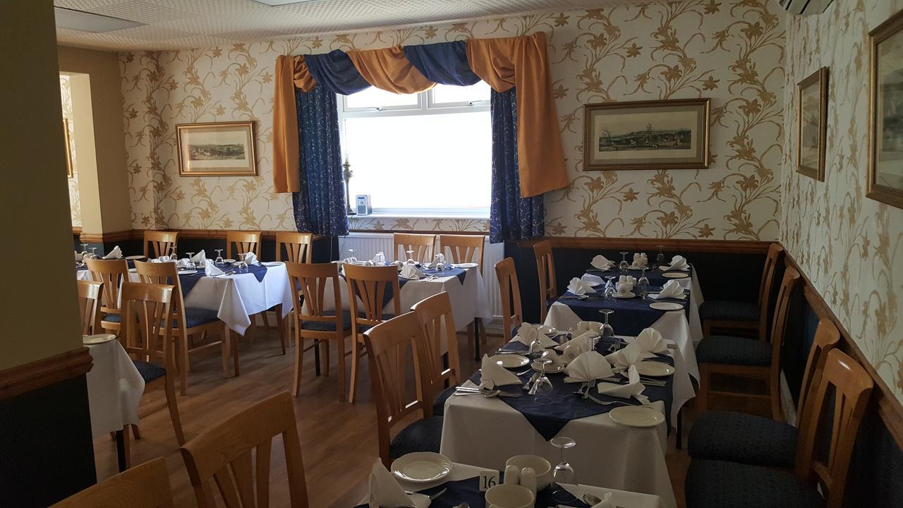 Evans 2* Llandudno