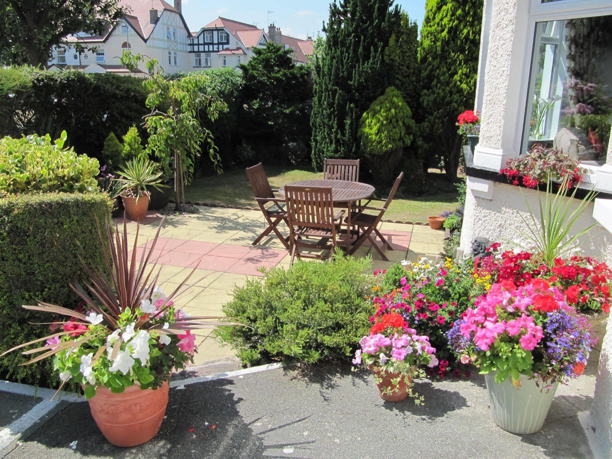 Brigstock House Guest house Llandudno