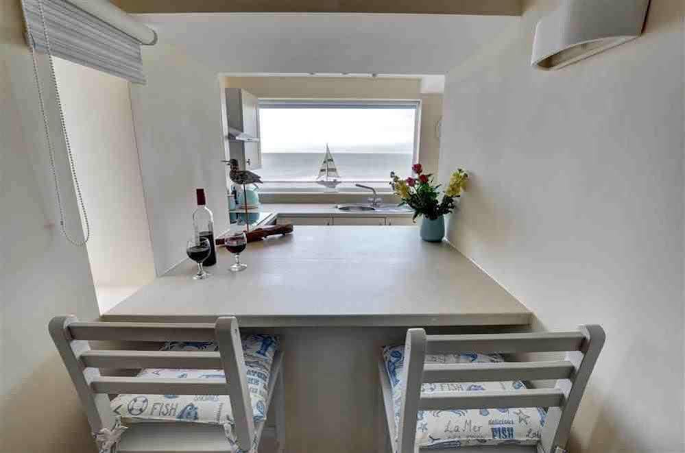 Apartment Superb Cintra Beachside *