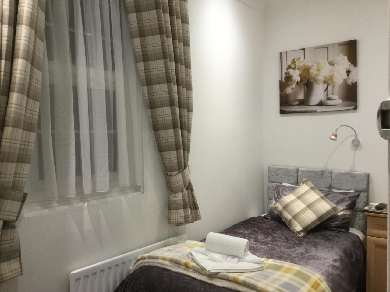 The Trevone, Bed & Breakfast Llandudno