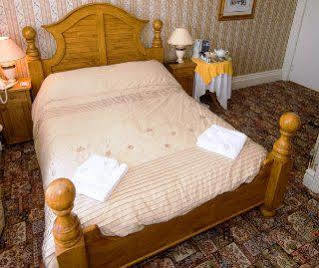 Hotel The 3*