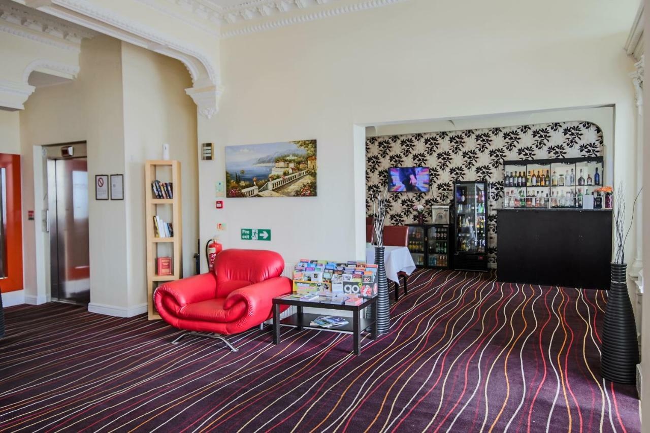 Hotel Iris 2*