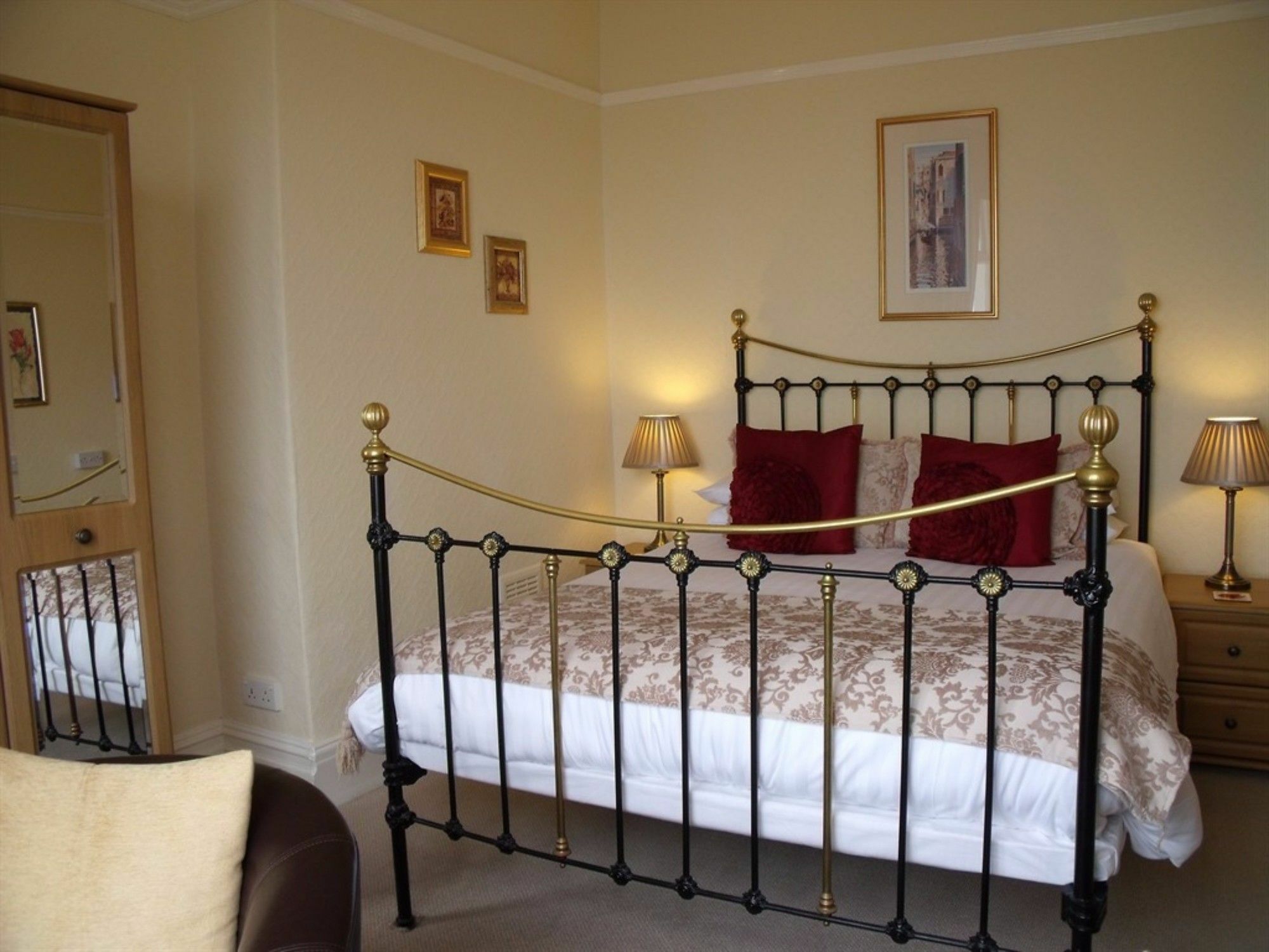 Britannia 4*