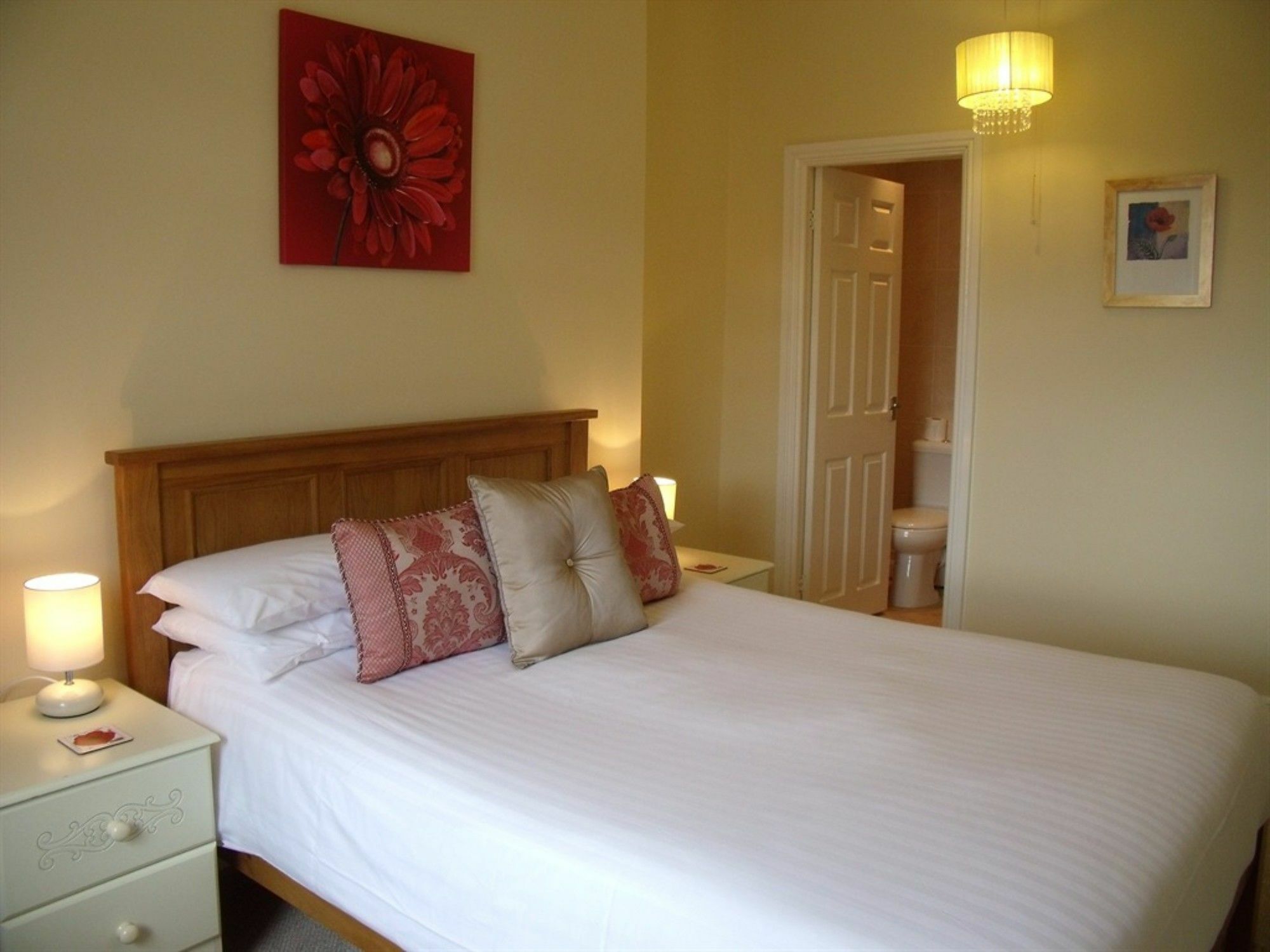 Britannia Guest house 4*