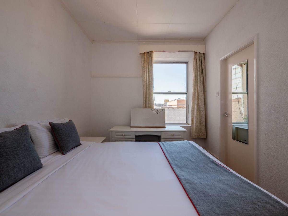 Whitehouse Hotel 3* Llandudno