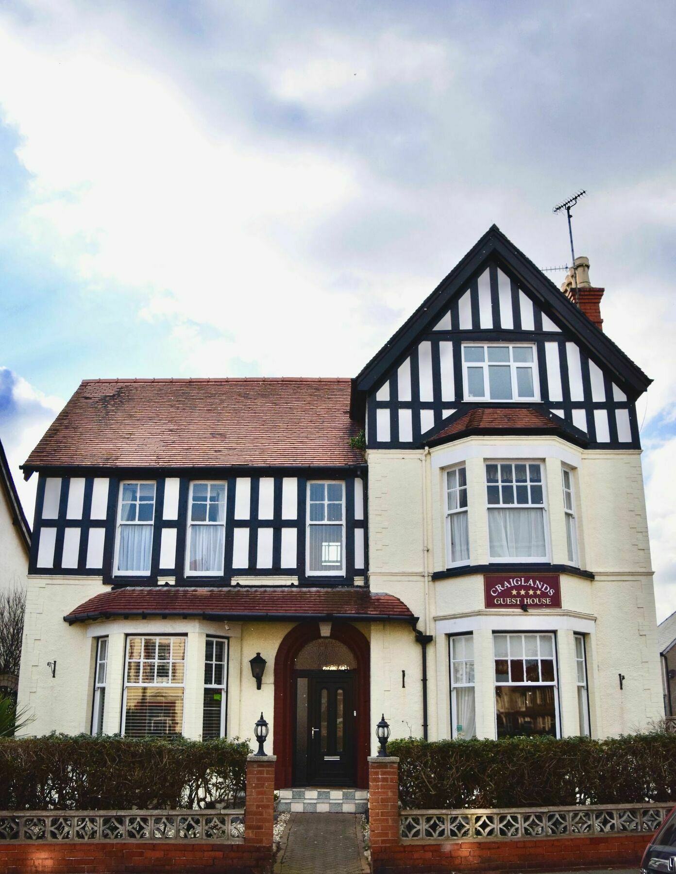 Craiglands Bed & Breakfast 4*